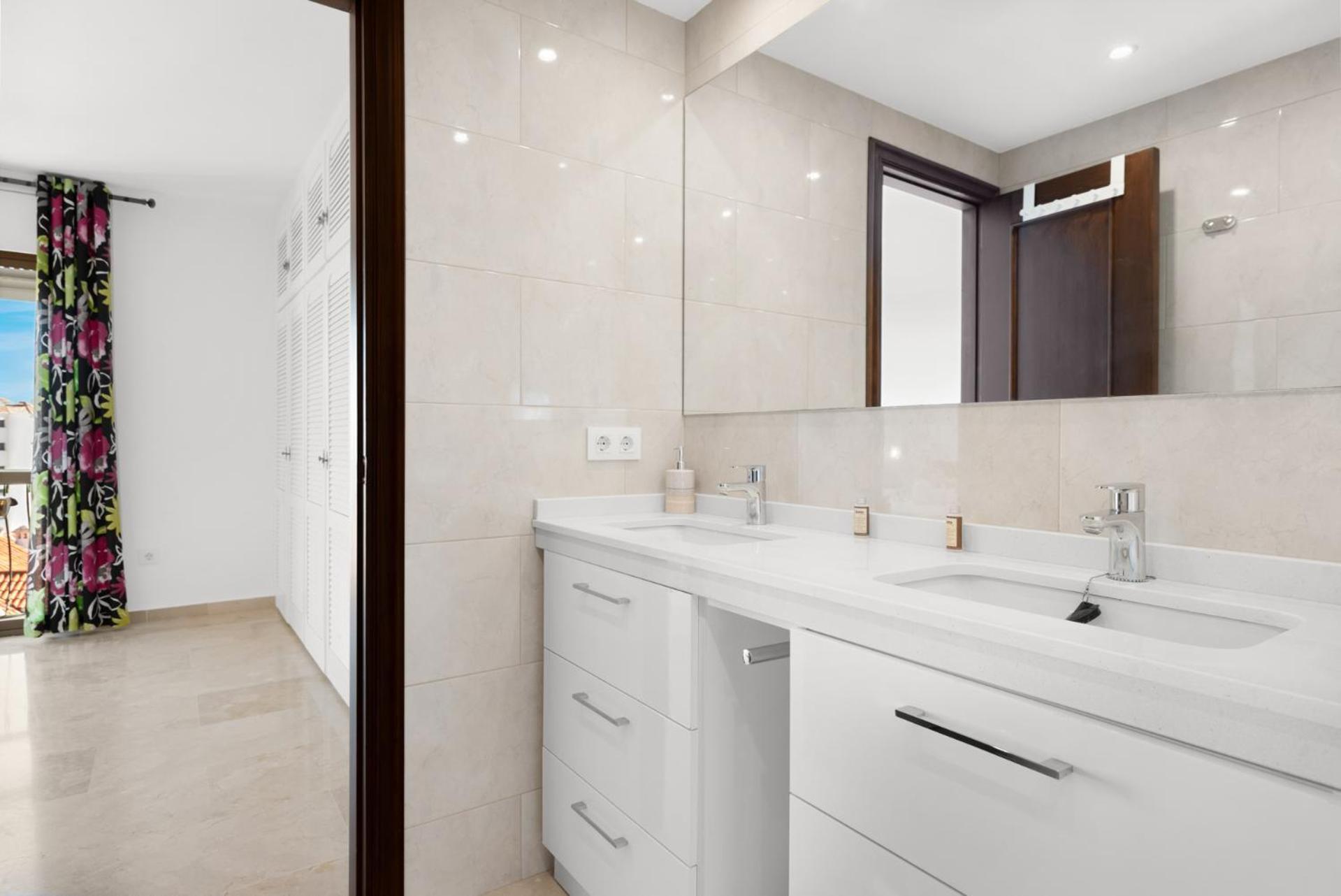 Lovely Penthouse Near Estepona Marina By Costarentals - Ref M15 Exterior photo